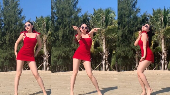 [Gelembung] Kamu dan aku di pantai [Selamat Tahun Baru dan Semoga Beruntung di Tahun Kelinci]
