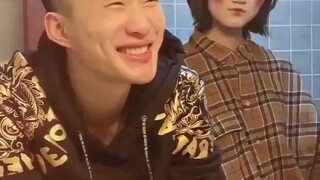 死者手机发现的
