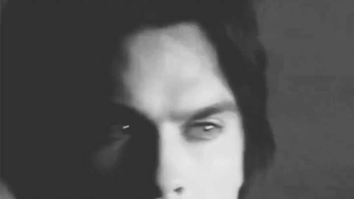 【Damon】Is this how demons always walk into churches?