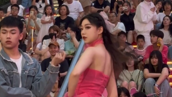 Cuối cùng cũng nhảy vào rồi! Hôm nay là Cuenca hồng