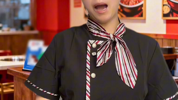 Saat kamu membayar tagihan orang asing
