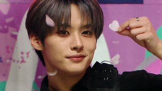 Stray Kids' latest comeback track CASE 143, performance stage on 221008