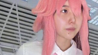 The underground party went to a comic convention and suddenly became famous? ?