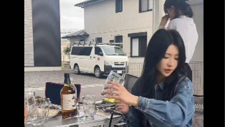 When it comes to summer in Japan, of course, it’s all about having a BBQ with good friends.