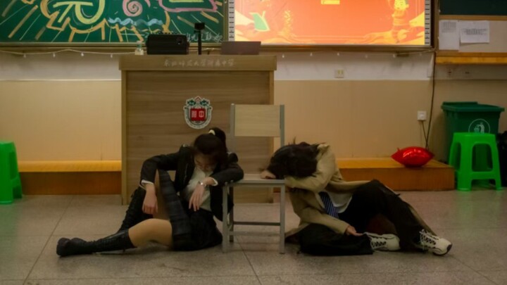 乐意效劳？？不乐意效劳＼(`Δ’)／