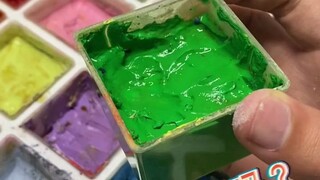 Paints used most by art students