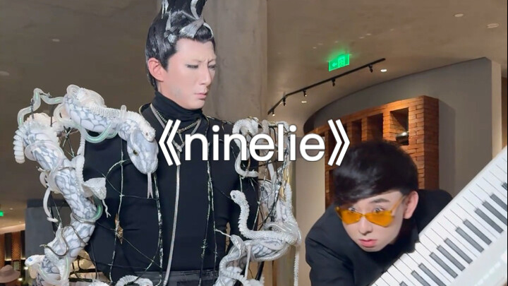 What is dong dong, dong dong, dong dong?