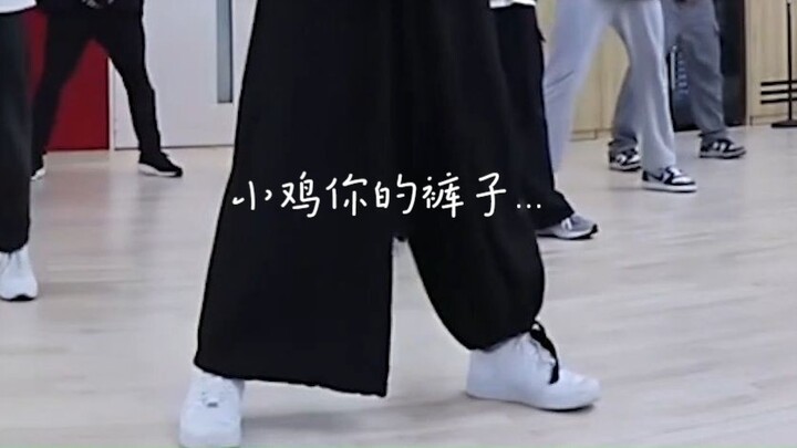 Lee Yong‑bok, why are you so cute? A tribute to Little Chicken’s adorable pants [Lee Yong‑bok | Feli