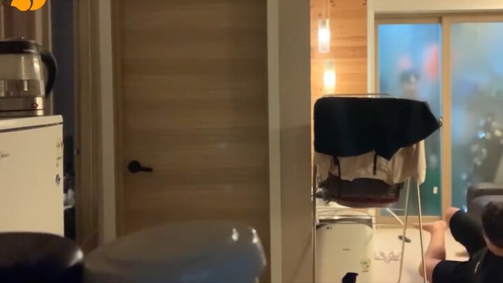 Cara menakuti seseorang yang sendirian di rumah sampai mati