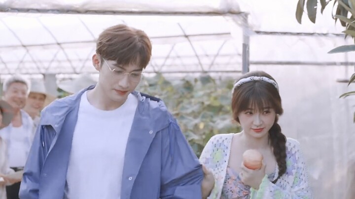 Hilarious! Your girlfriend’s a straight-A student, not a school bully—hahahaha!