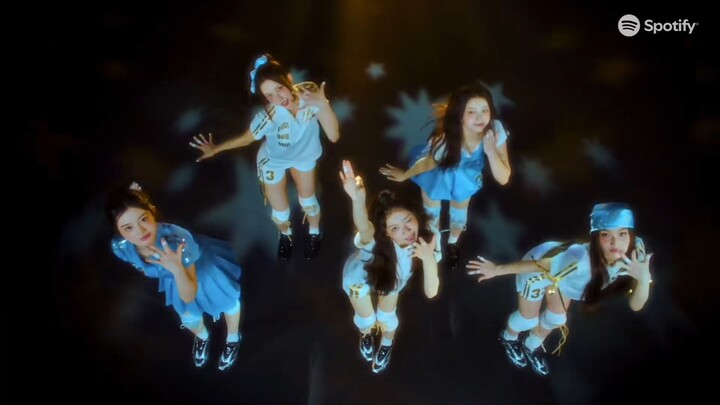 就这个illit进行曲爽！这完全是劲舞团！