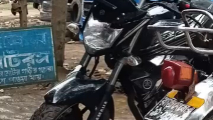 Yamaha #Fzsv2 #v2 #fzs # biyek #most popular biyek in world