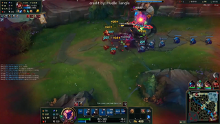 Nunu thành súng ak bắn e cực nhanh trong chế độ URF #game