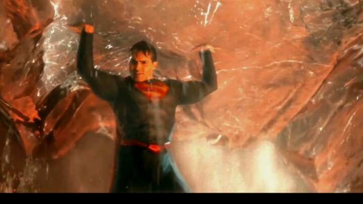 Apa yang harus dilakukan saat terjadi kebocoran nuklir? Panggil Superman!!!
