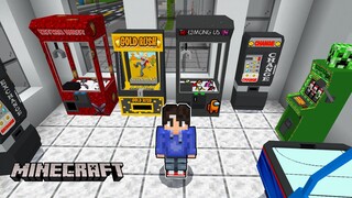 PLAYING CLAW MACHINE in Minecraft PE