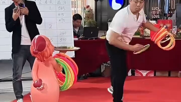 Set cincin ini benar-benar sangat merepotkan