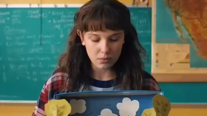 Xiao 11 has never been a defenseless, meek “white flower” to be bullied!