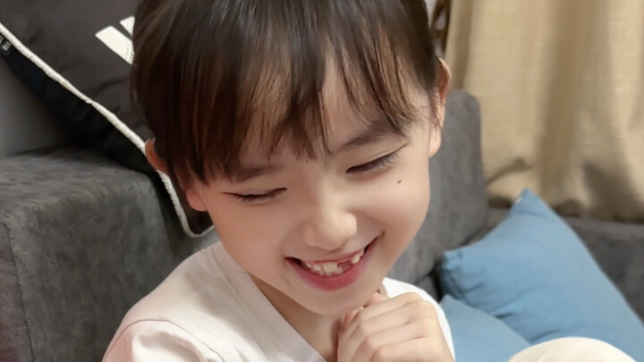 Nói câu cuối cùng rất đơn giản mà còn không tin, muốn trả lại tiền cho cô ấy cũng không được.