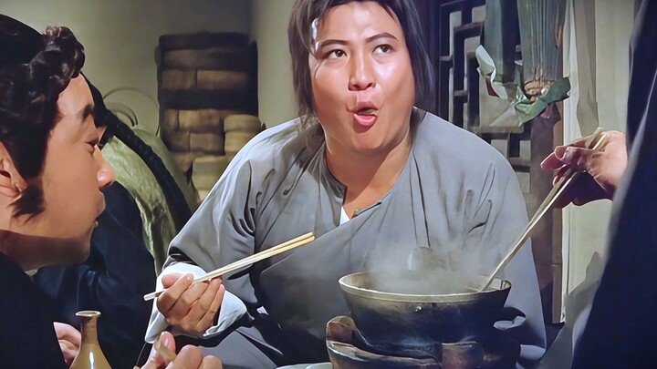 The chubby guy tries char siu for the first time—only to walk into a “dog meat” shop disguised as a 
