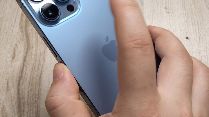 ไอโฟน iPhone แตะสองครั้งที่ด้านหลังเพื่อเปิดโค้ดสุขภาพได้เลย คุณยังมีวิธีที่เร็วกว่านี้อีกไหม?