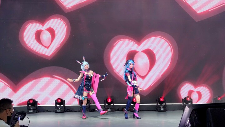 【2021ChinaJoy】 เวทีบิลิบิลิ - ฝูน่งแฝด《รักคุณที่อุณหภูมิ 105°》