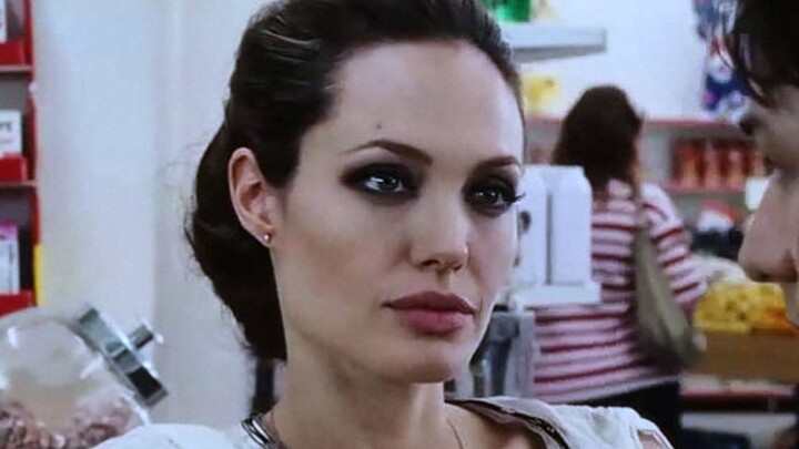 Might not slay the guys, but it’ll definitely slay the girls!