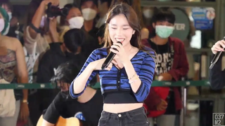 DIDI - ต้องชอบแค่ไหน (FIRST LOVE) @ LIT DO! LIDO Connect Fancam 4K 60p 220710