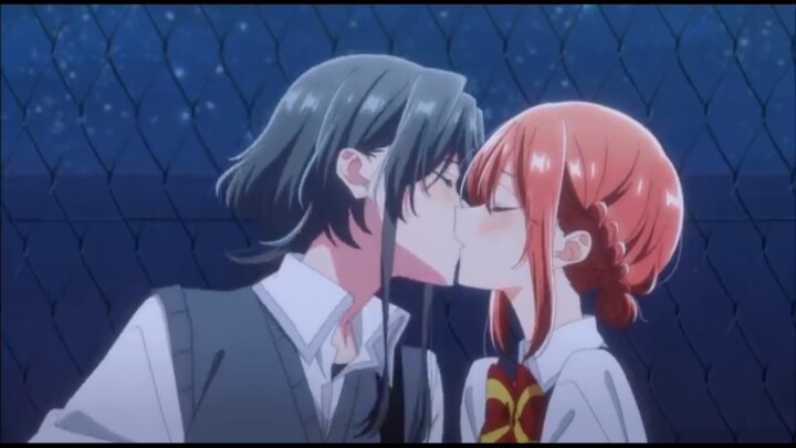 Yuri romance kissing‼️🥵