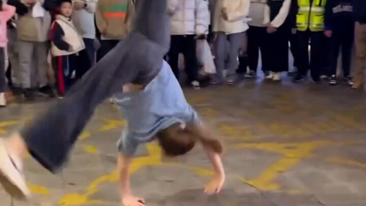 Amazing Sports Moments from Pro Athletes #32