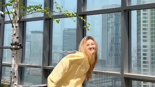 The energetic New Jeans "How Sweet" dance challenge