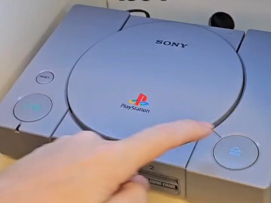 Cara Penempatan Kaset PlayStation dari Masa ke Masa