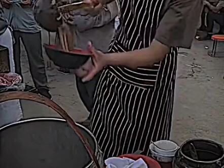 Thực ra hôm đó tôi chẳng gọi gì cả