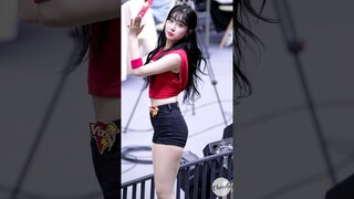 혜성같이 등장한 20살 신입 치어리더 미모 ㄷㄷ #이주은 #치어리더