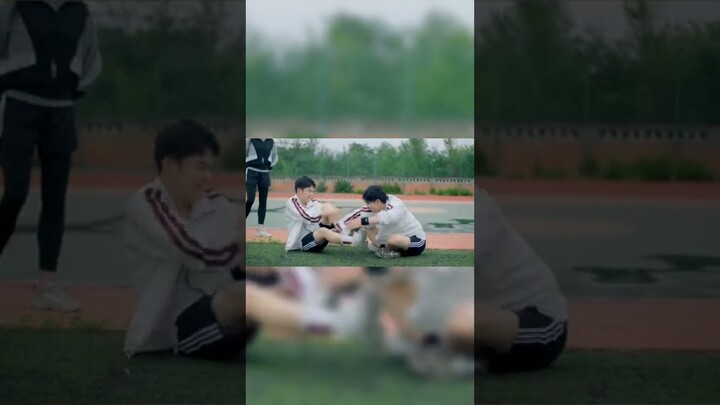 🔥【Track  boy 05】Two  pat each other's thighs✨✨ subscribe  to watch more #shorts
