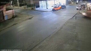 flying car cauhht by cctv