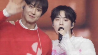 朴灿烈+金俊勉【初雪】家族演唱会舞台