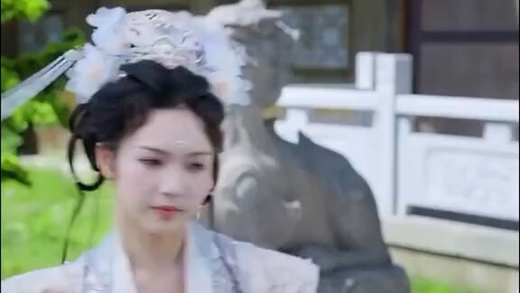 nữ nhân viên văn phòng xuyên thành quả phụ,dùng hệ thống hoàn tiền công lược của chồng