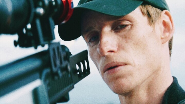 Dia sama sekali nggak ganteng! Tapi beneran kebangetan gantengnya! Nggak salah lagi, dia memang bena