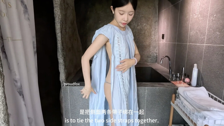 The cute little deer is showing the guys a dress designed by proudfox today.