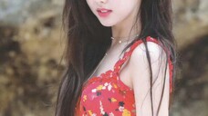 “一个人唱53秒,很皇却很不爽的女爱豆”