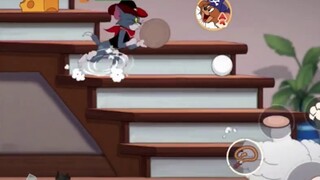 【Cat and Mouse Mobile Game】Who is the man favored by Dog Brother in the Crazy Cheese Race? ! !