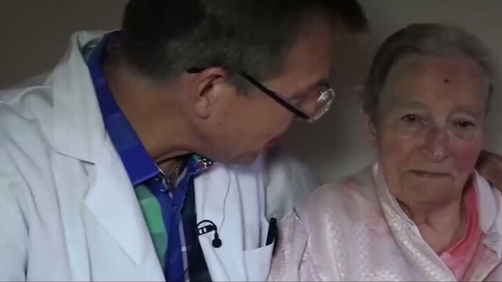 What does euthanasia feel like? The old man drank the medicine and said it was a little sweet. He fe