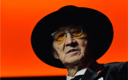 Mengejutkan! Kakek 86 Tahun Jalan-Jalan Sendirian ke Toko Jas, Malah Diperlakukan Begini!!!