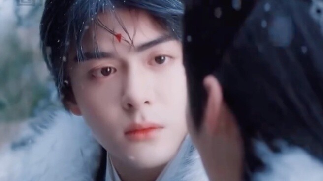 ตอนนี้เมื่อฉันเห็นรอยเตอร์คนสวยในละครทีวีฉันกลัวว่าผู้กำกับจะเล่นตลกกับฉัน "หวังเหอตี้" จางหลิงเหอ