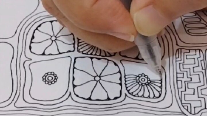 Zentangle - Florals 花卉小方格禅绕图  #zentangle #art #creative #easydraw #handcraft #禅绕画 #艺术创作 # 手绘 #治愈