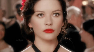 Catherine Zeta-Jones, si cantik memukau di tahun 1990-an