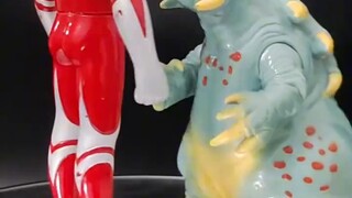 Bạn biết những tên trùm Ultraman nào khác?