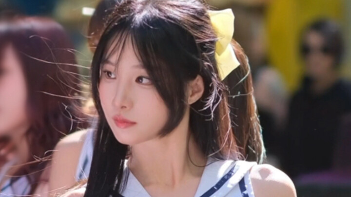 nonono | Apink | The high note at the end really takes some belief to pull off.