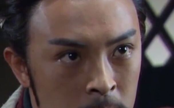 استخدم ينغ سي اللطف والقوة معًا. كانت كلماته مؤثرة للغاية. أما فو دالونغ، فكان أداؤه التمثيلي مذهلًا