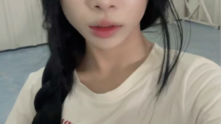 นักเรียนชายสวยมาก